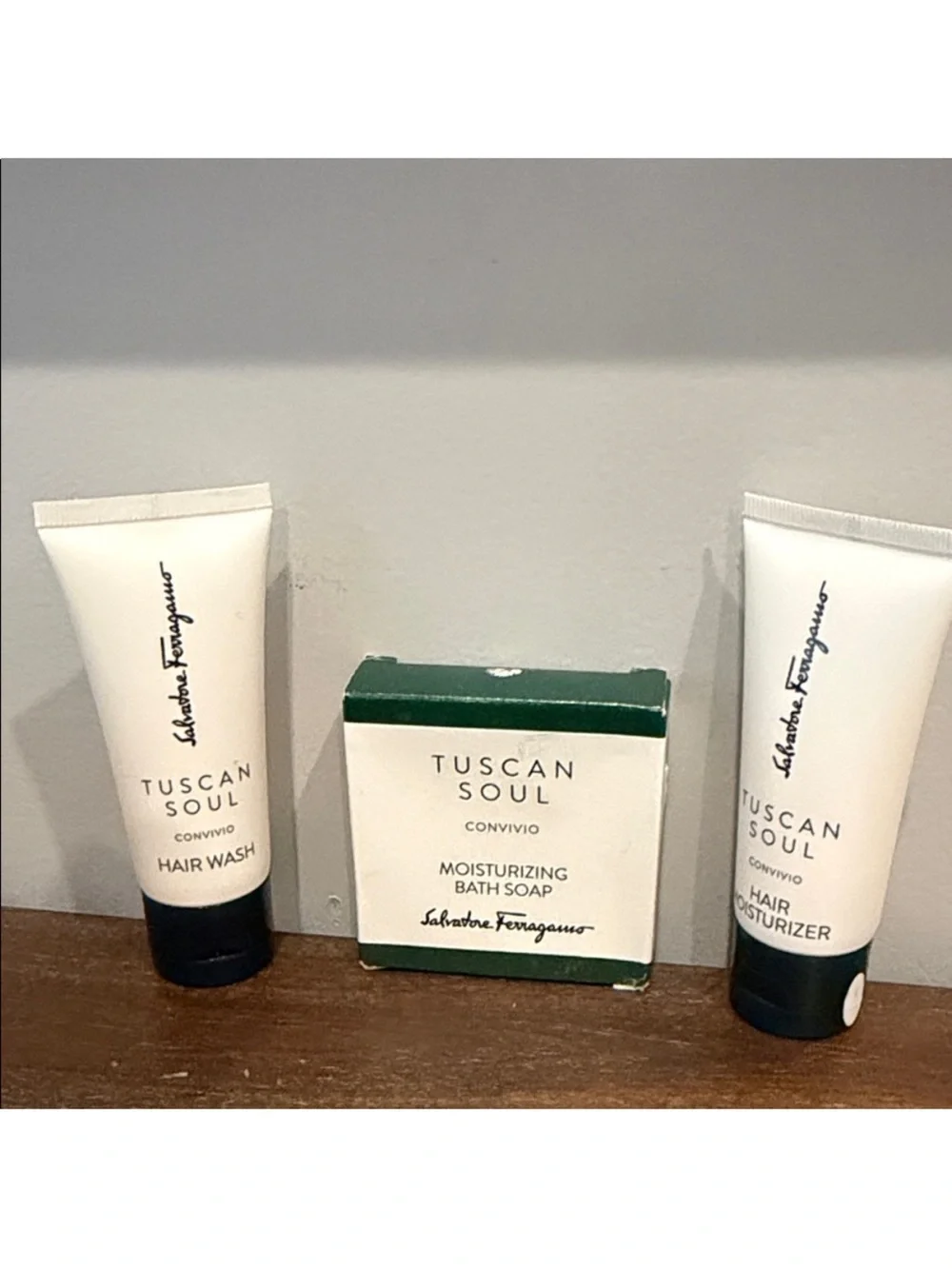 Salvatore Ferragamo - Travel in Style: Shampoo, Conditioner and Bath Soap